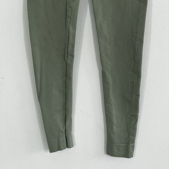 Set Active SculptFlex High Waisted Leggings Size XS Sage Cactus Green Yoga - Picture 4 of 8